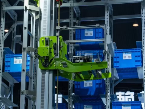Logistics Thông Minh: Xu Hướng Thời Đại Số Tiên Phong
